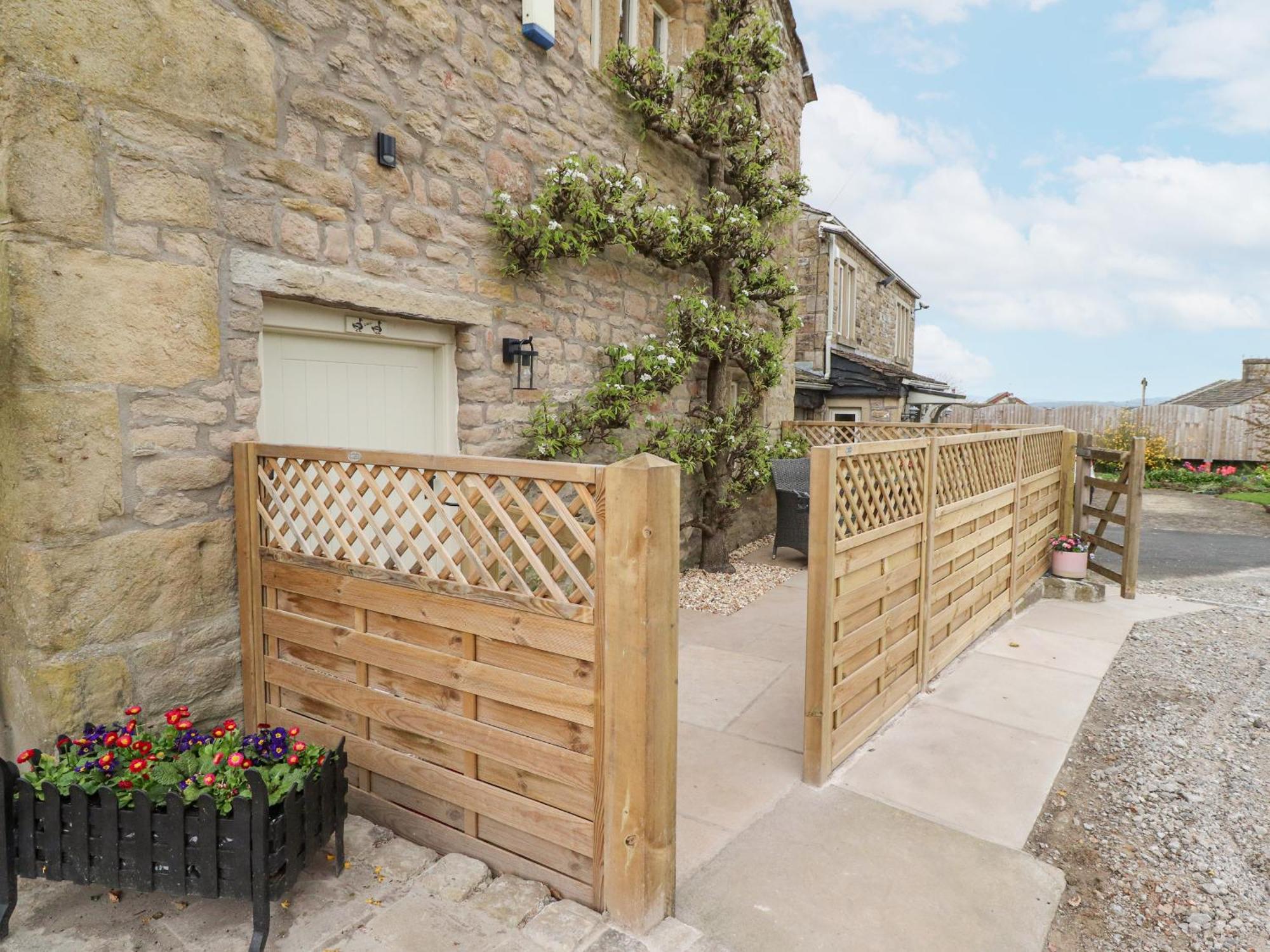 Pear Tree Cottage At Hey Farm Barnoldswick Exterior foto